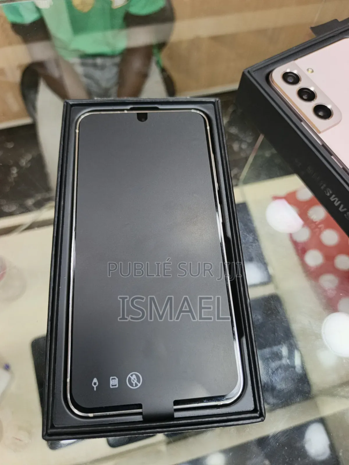 Nouveau Samsung Galaxy S23 256 GB Doré