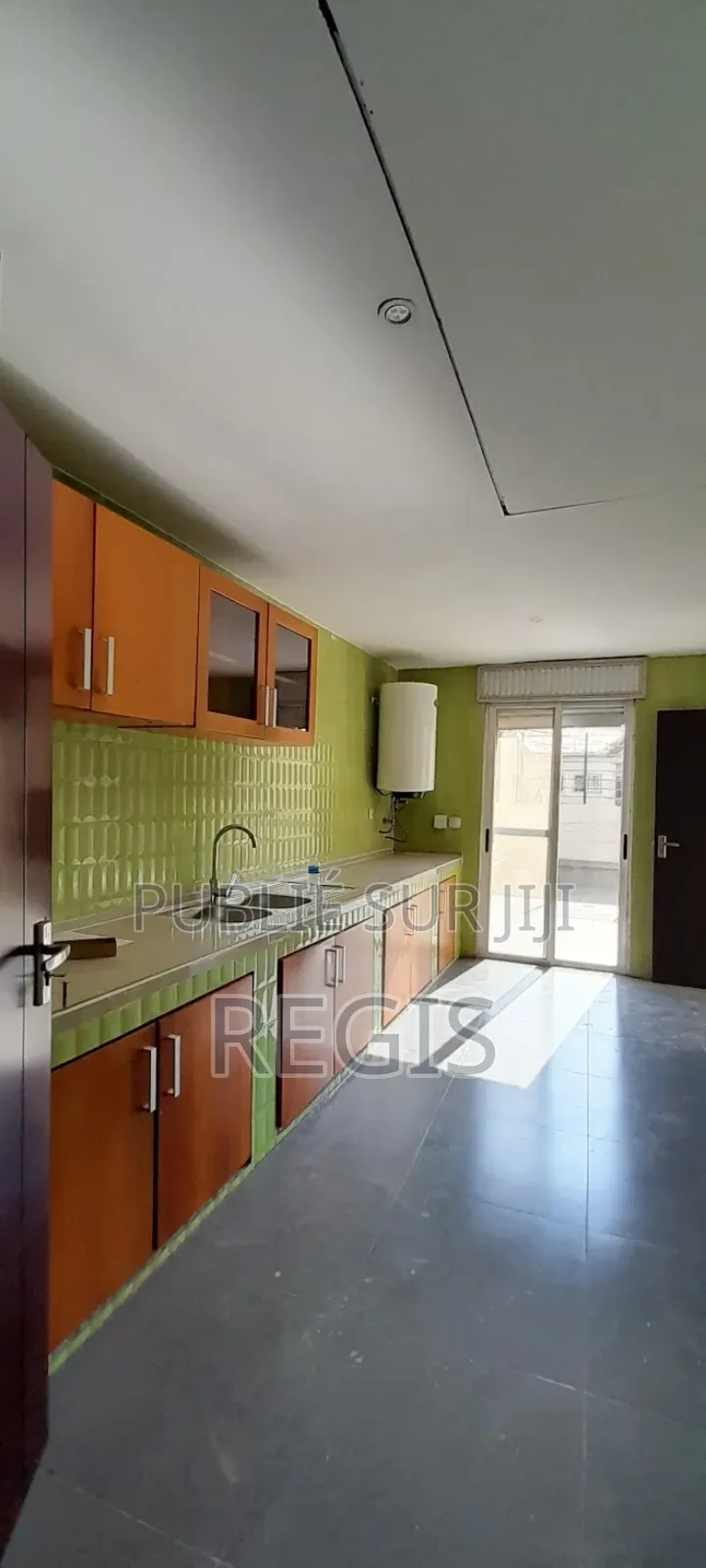 3chbre Appartement-terrasse dans Appartement, Cocody à Louer