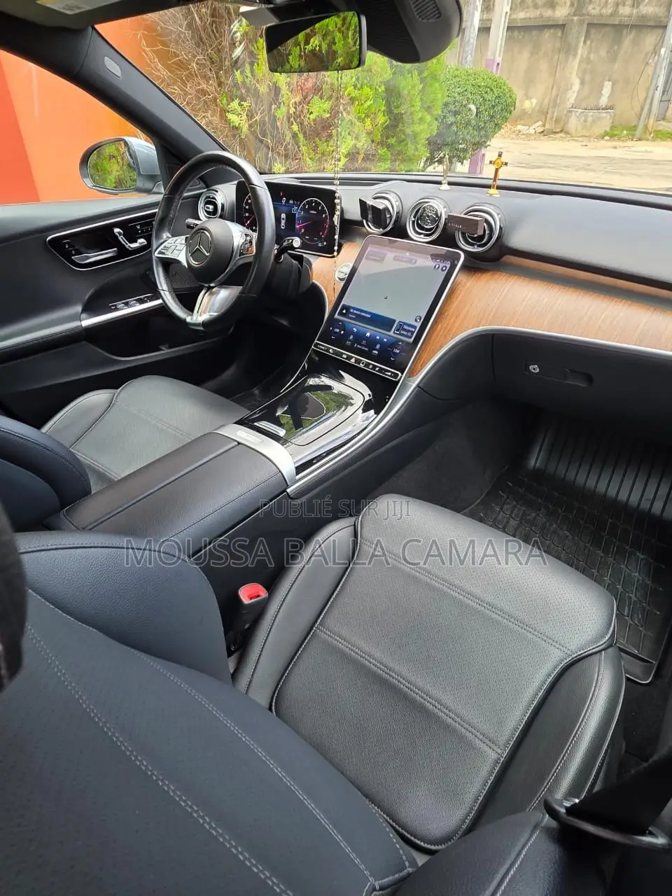 Mercedes-Benz C300 2022 Gris