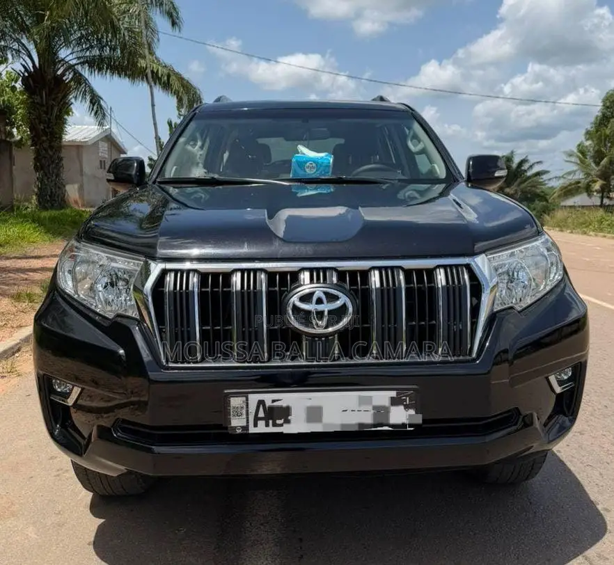 Toyota Land Cruiser Prado 2.7 2023 Noir