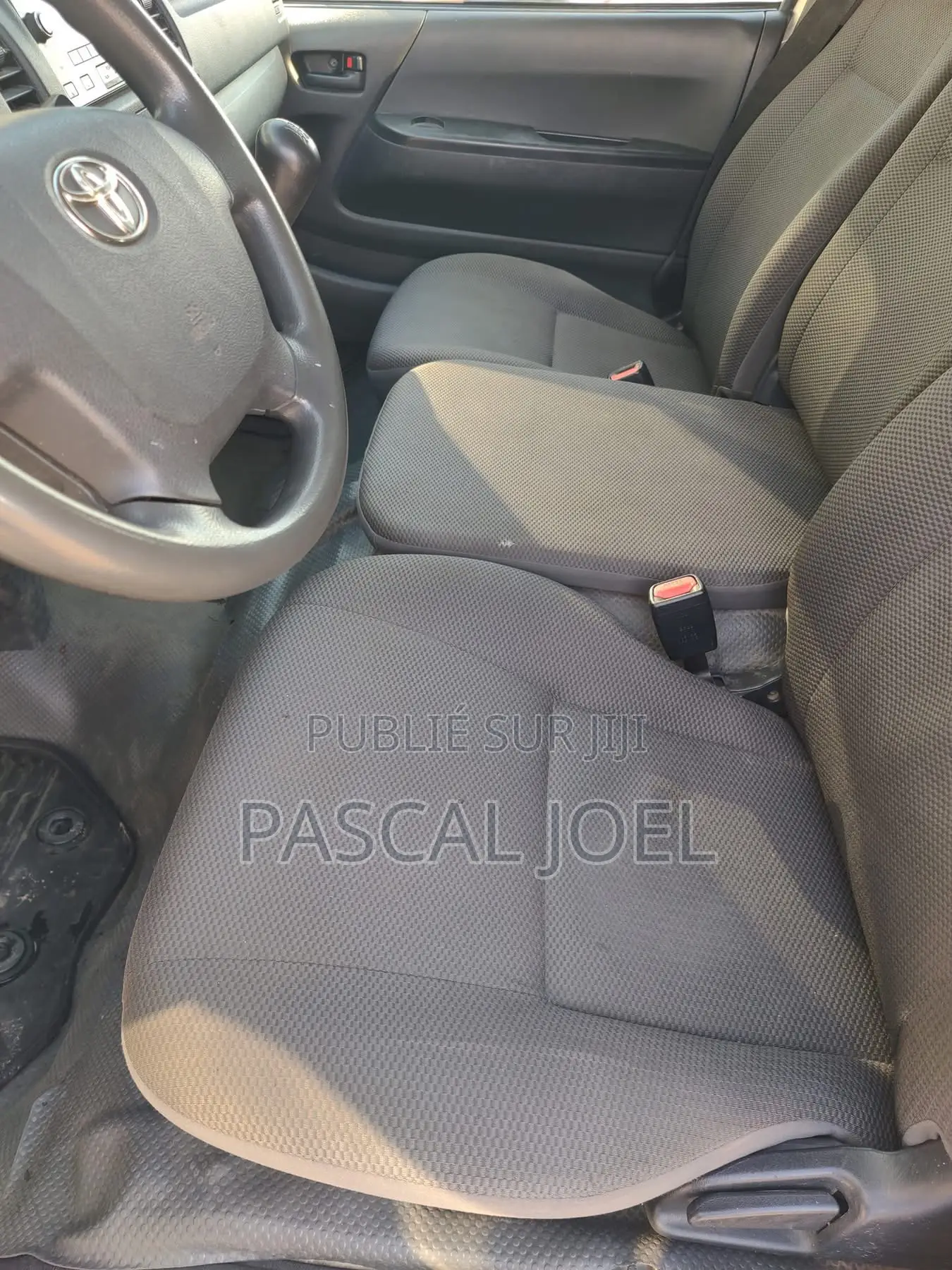 Toyota HiAce 2016 Autre