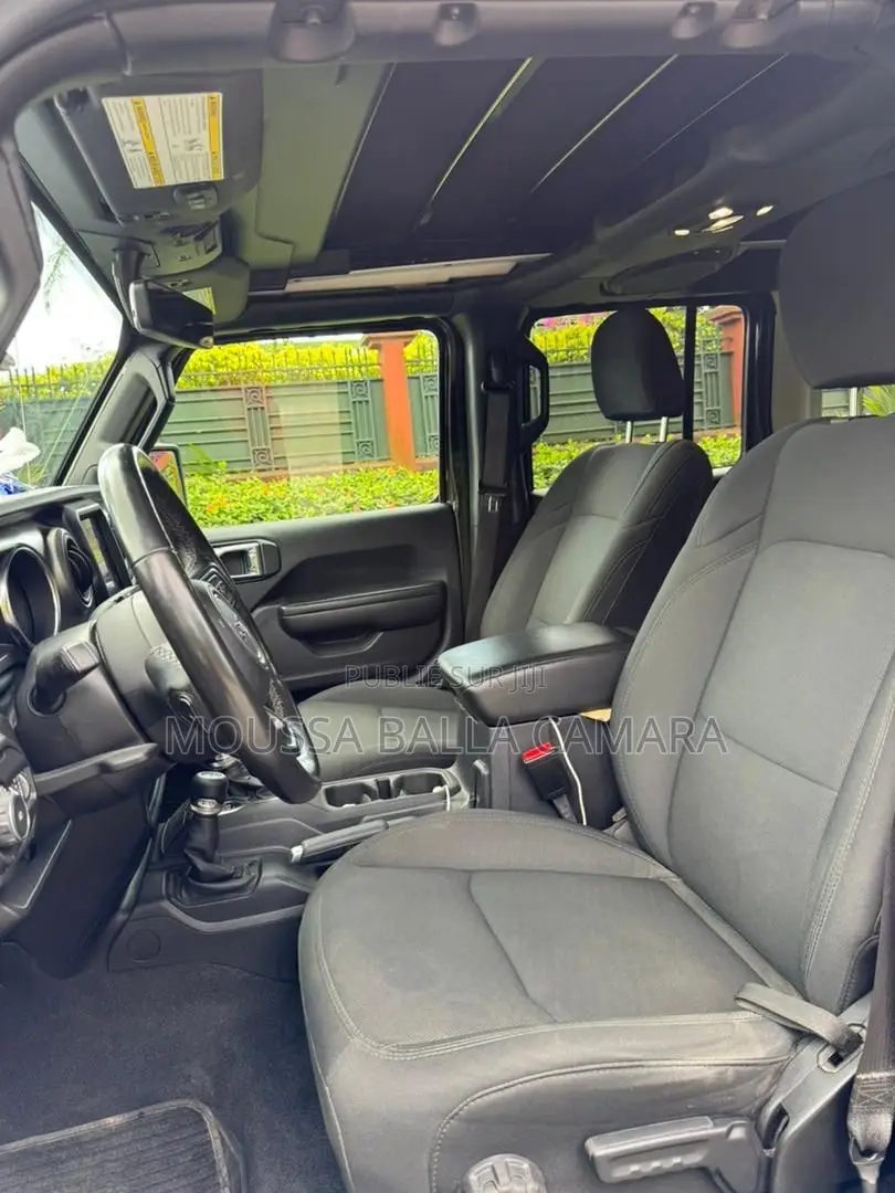 Jeep Wrangler Sport 2021 Vert