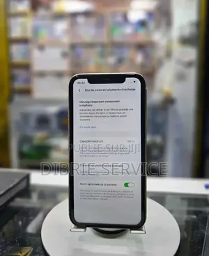 Nouveau Apple iPhone 11 64 GB Jaune