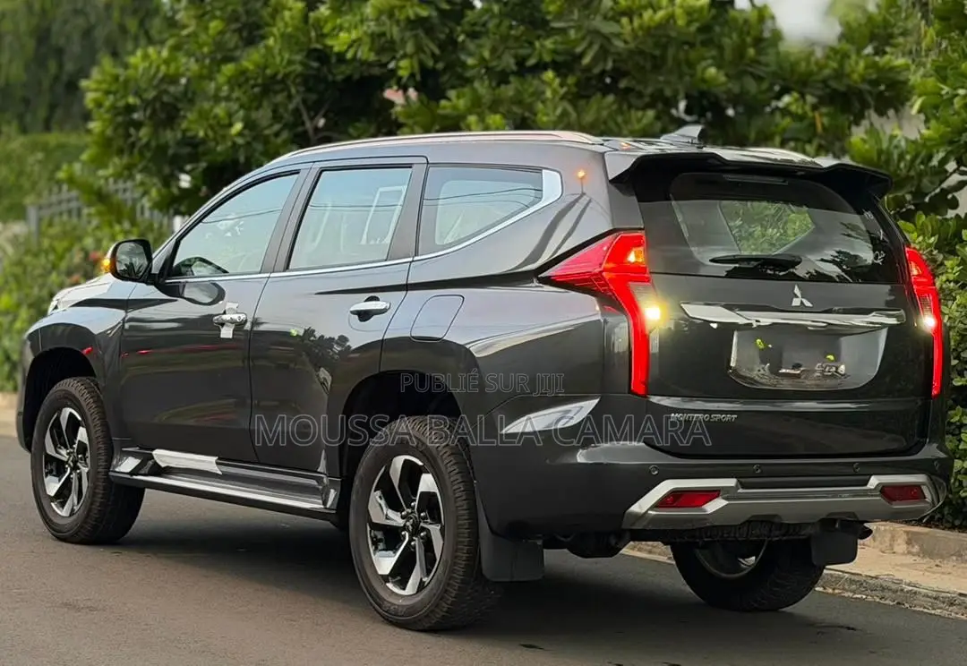 Nouveau Mitsubishi Montero Sport 2025 Noir