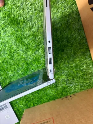 Nouveau Ordinateur portable HP ZBook 14 16GB Intel Core i7 SSD 512GB