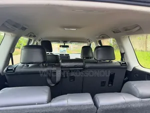Toyota Land Cruiser Prado 2024 Noir