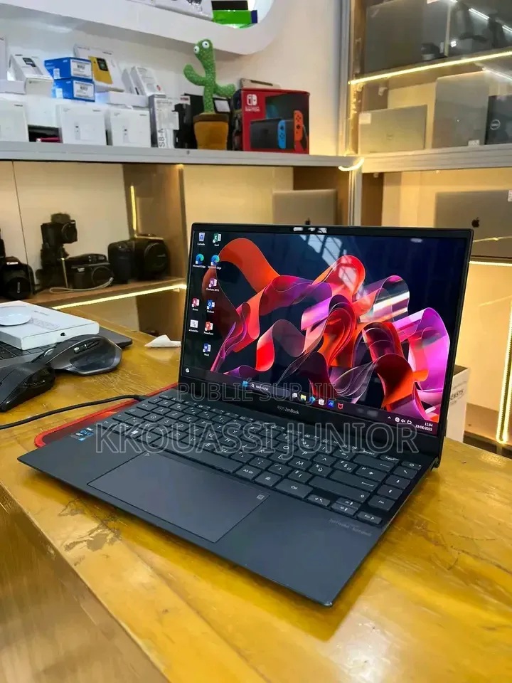 Nouveau Ordinateur portable Autre Autre 256GB Nvidia HDD 160GB