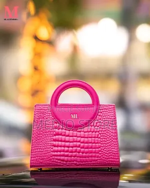 Sac À Main Disponible