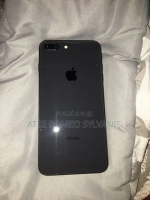 Nouveau Apple iPhone 8 Plus 64 GB Noir