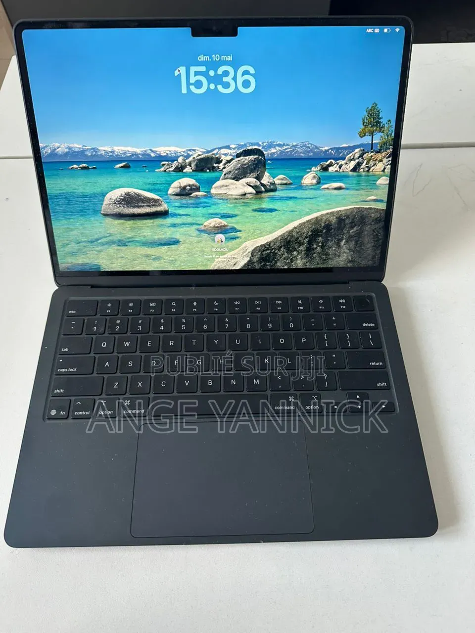 Nouveau Apple MacBook Air 2022 M2 16GB Apple M2 SSD 256GB
