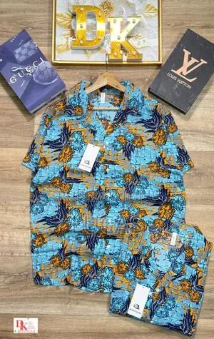 Vêtements Fiables Et Classiques