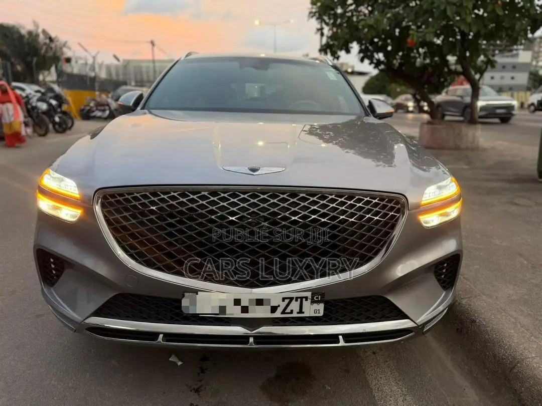 Genesis GV70 2022 Gris