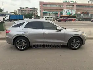Genesis GV70 2022 Gris