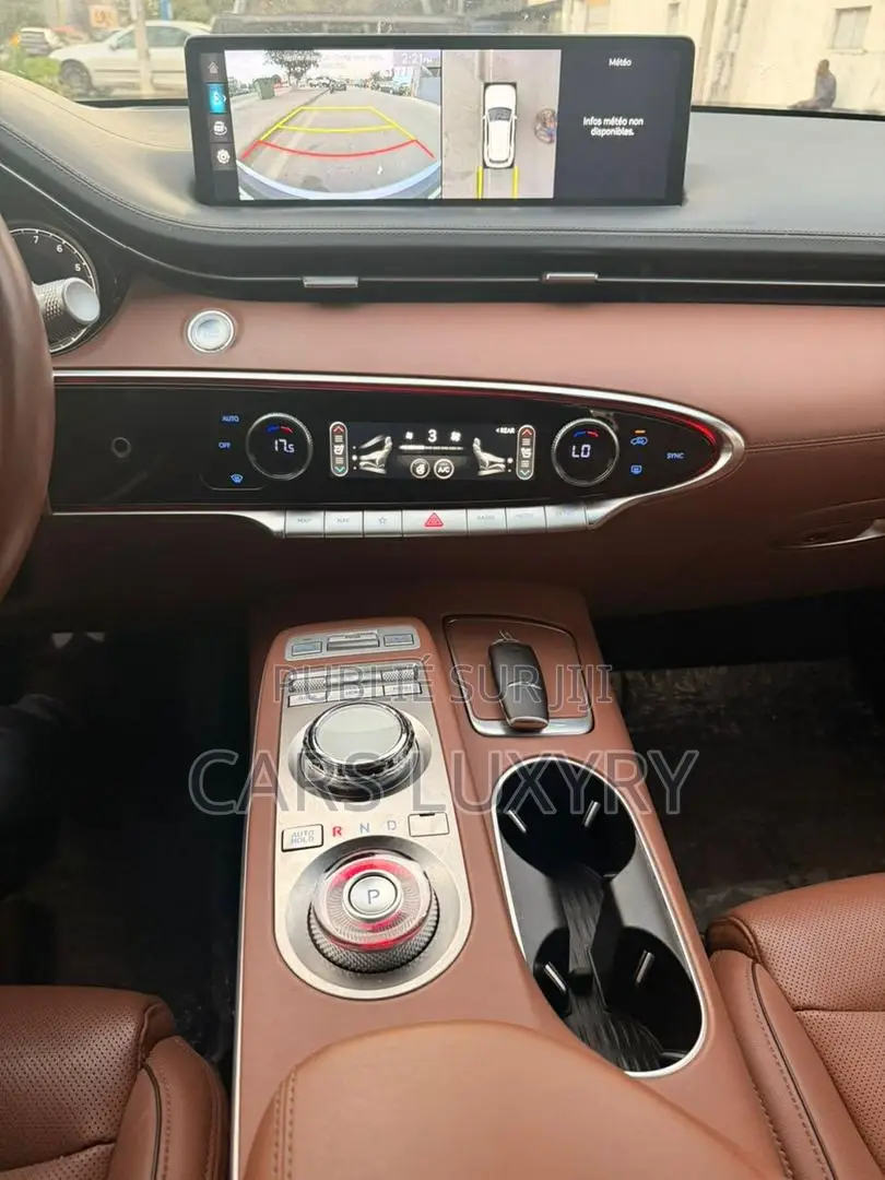 Genesis GV70 2022 Gris