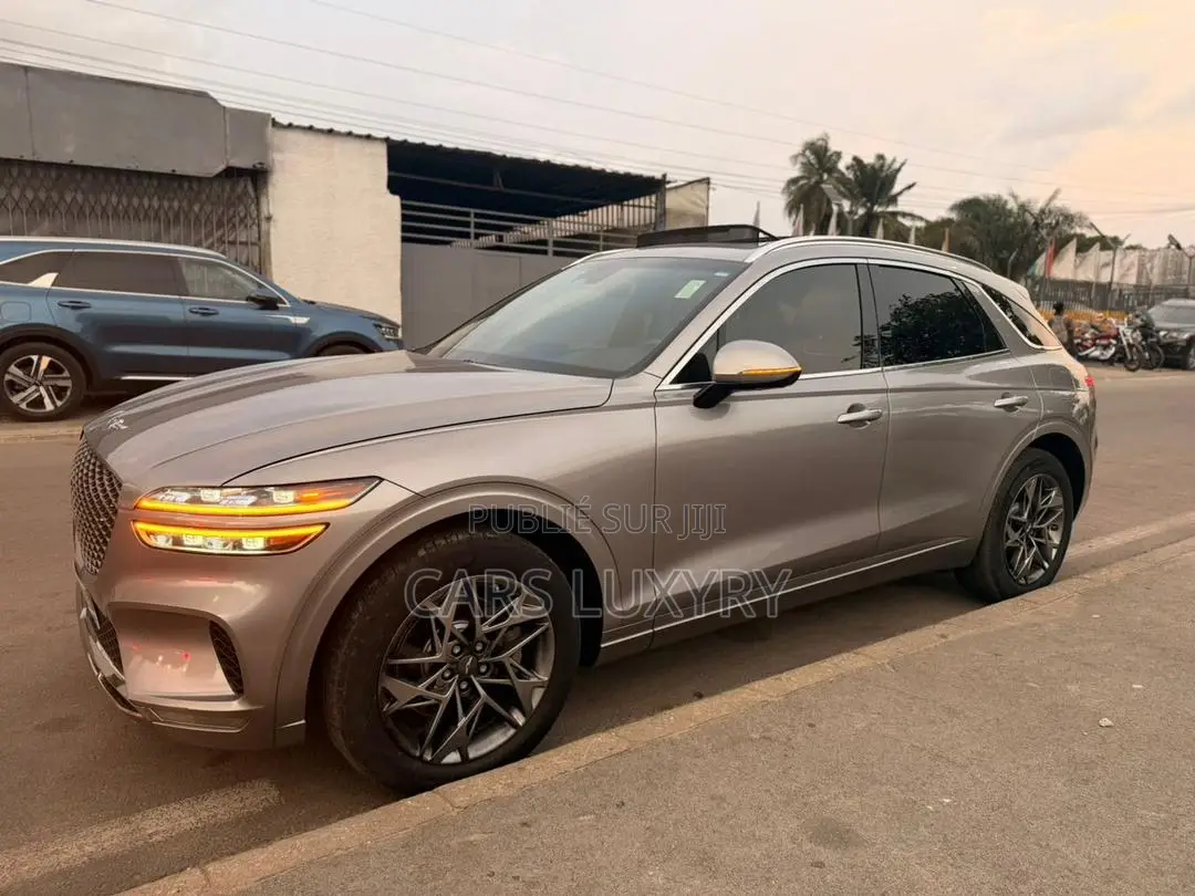 Genesis GV70 2022 Gris