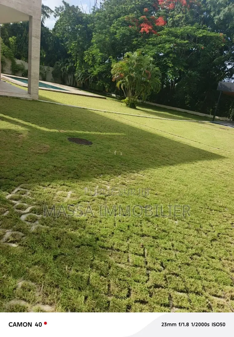 9chbre Villa dans Massa Immobilier, Cocody à Louer