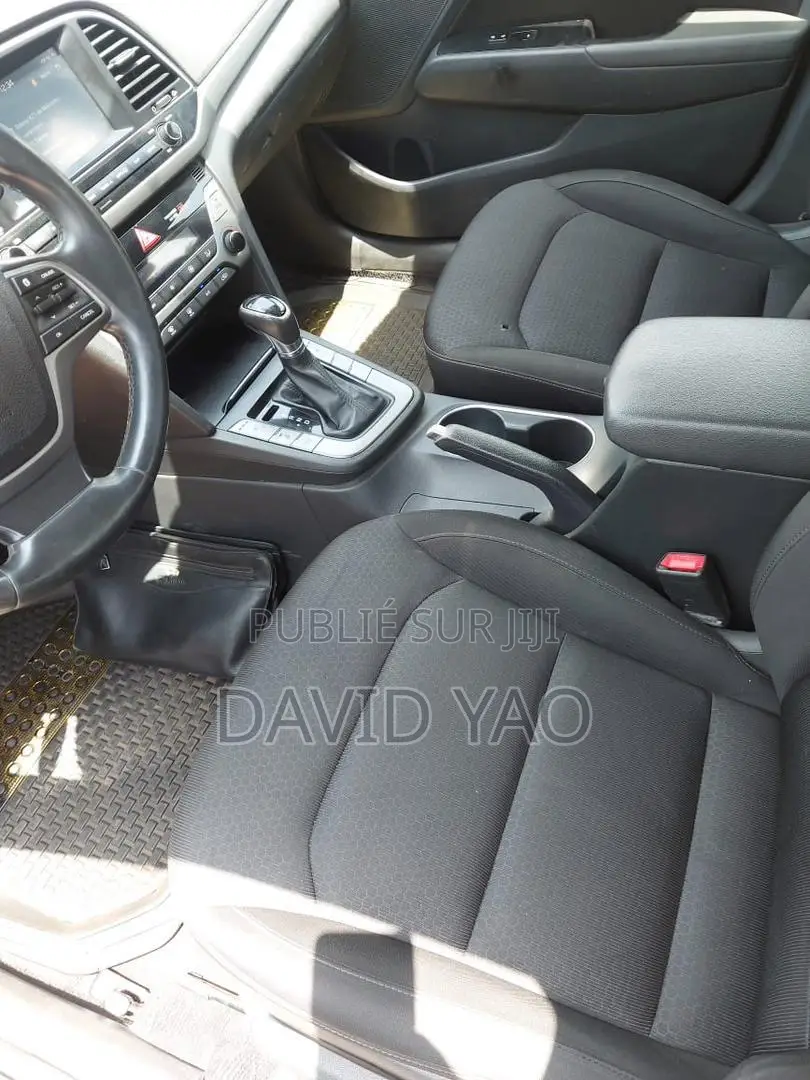 Hyundai Elantra Limited 2018 Noir