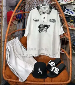 Des Vêtements De Bonne Qualité