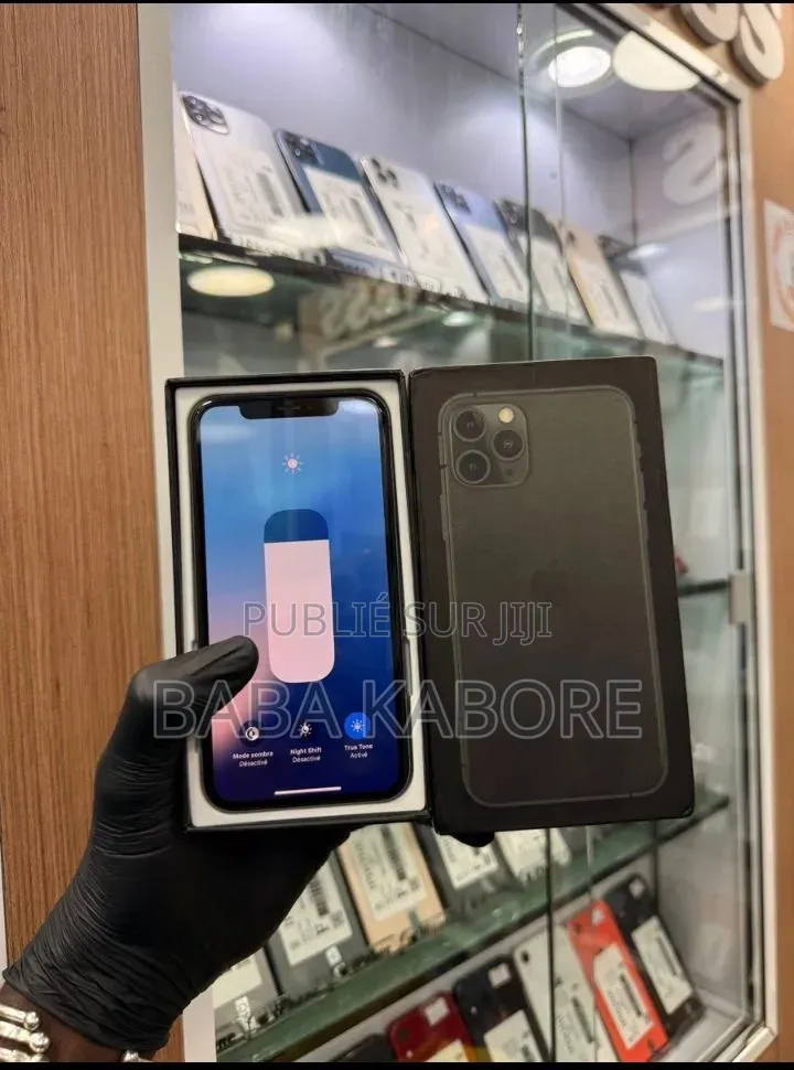 Nouveau Apple iPhone 11 64 GB Blanc