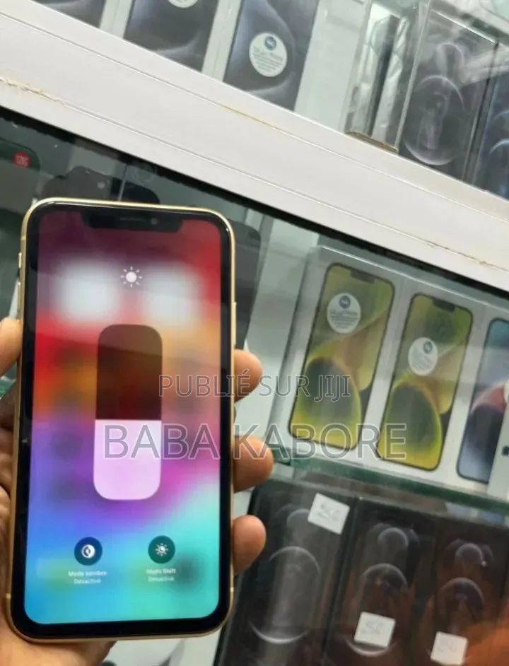 Nouveau Apple iPhone 11 64 GB Blanc