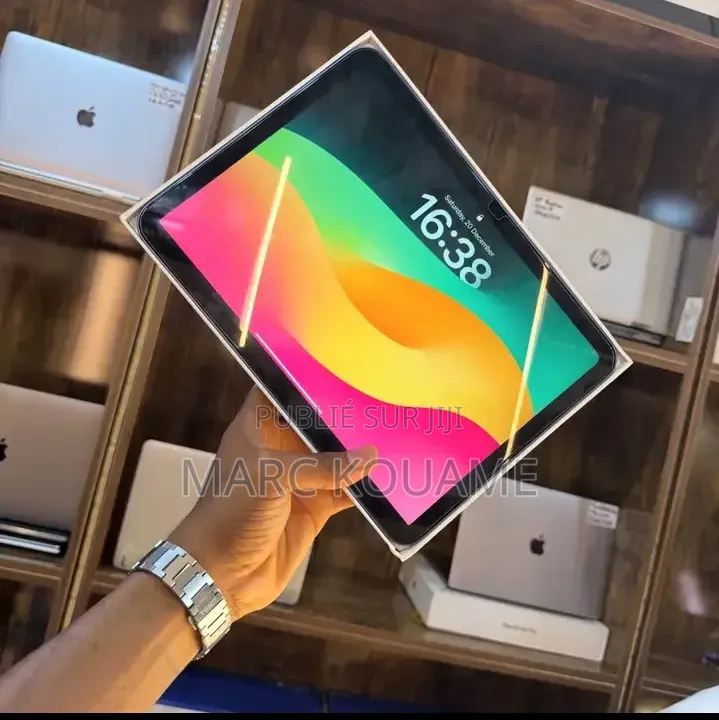 Nouveau Apple iPad 10.2 (2020) Wi-Fi 1 TB Autre
