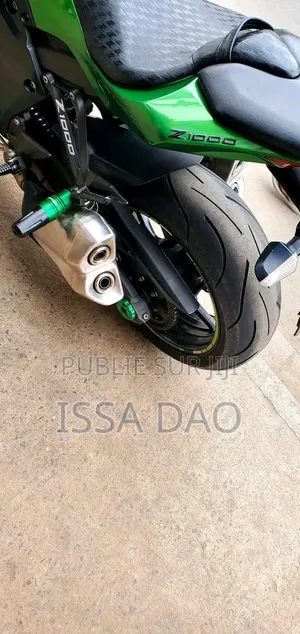Kawasaki Z900 2016 Vert