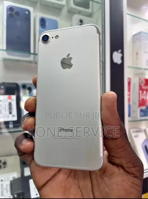 Nouveau Apple iPhone 7 128 GB Gris