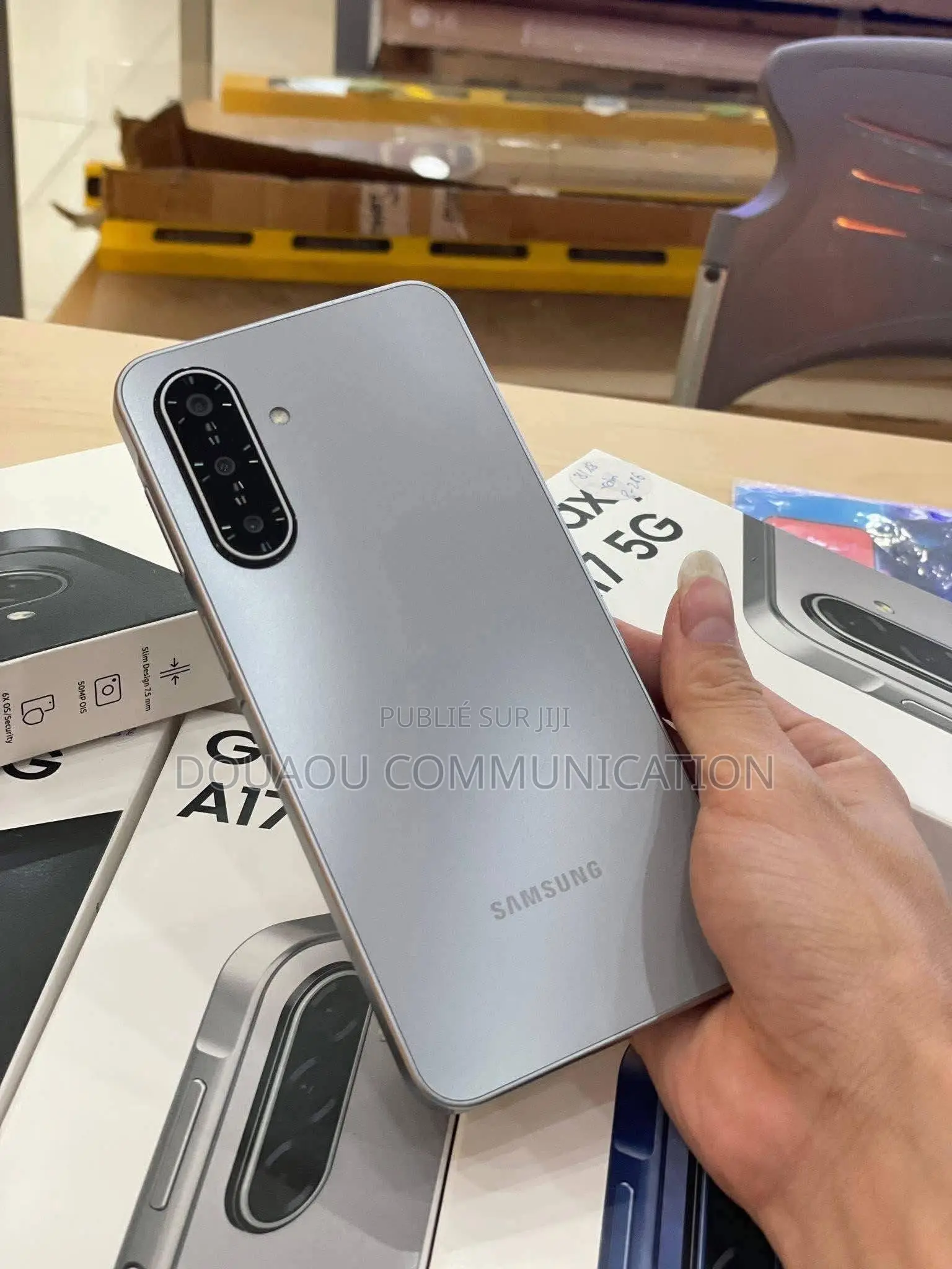 Nouveau Samsung Galaxy A17 5G 256 GB Blanc