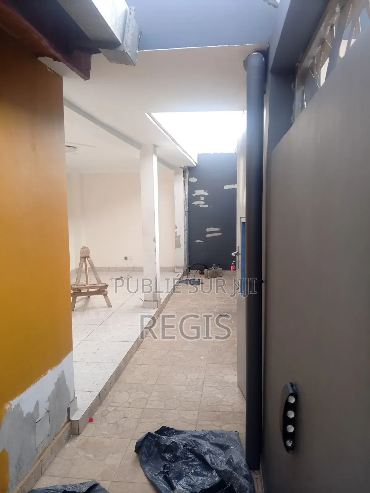 3chbre Villa dans Villa Basse, Cocody à Louer
