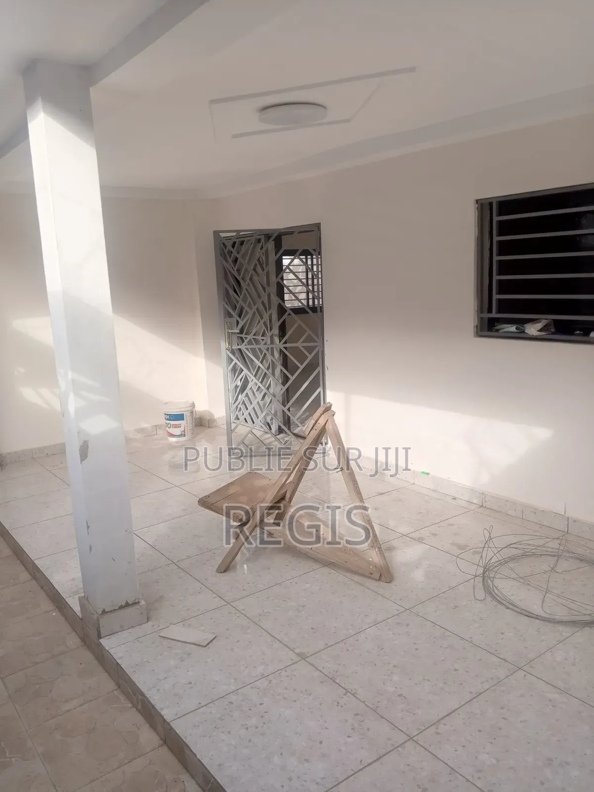 3chbre Villa dans Villa Basse, Cocody à Louer