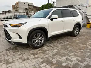 Toyota Grand Highlander Hybrid Limited AWD 2024 Blanc