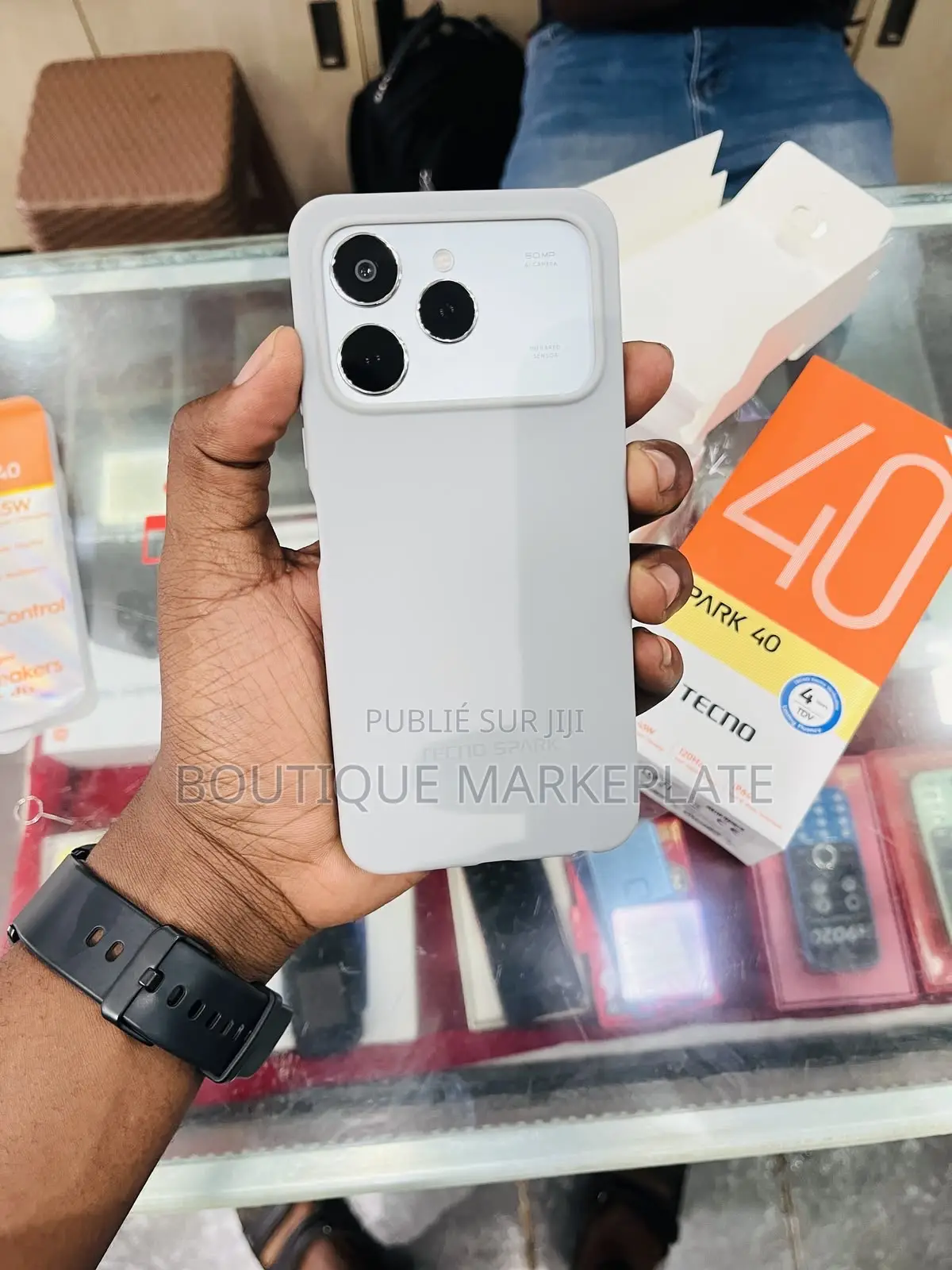 Nouveau Tecno Spark 40 256 GB Blanc
