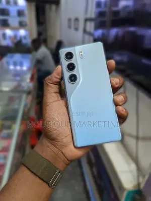 Nouveau Tecno Camon 40 256 GB Gris