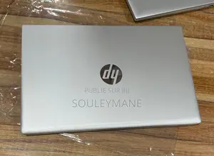 Ordinateur portable HP ProBook 440 G10 16GB Intel Core i5 SSD 512GB