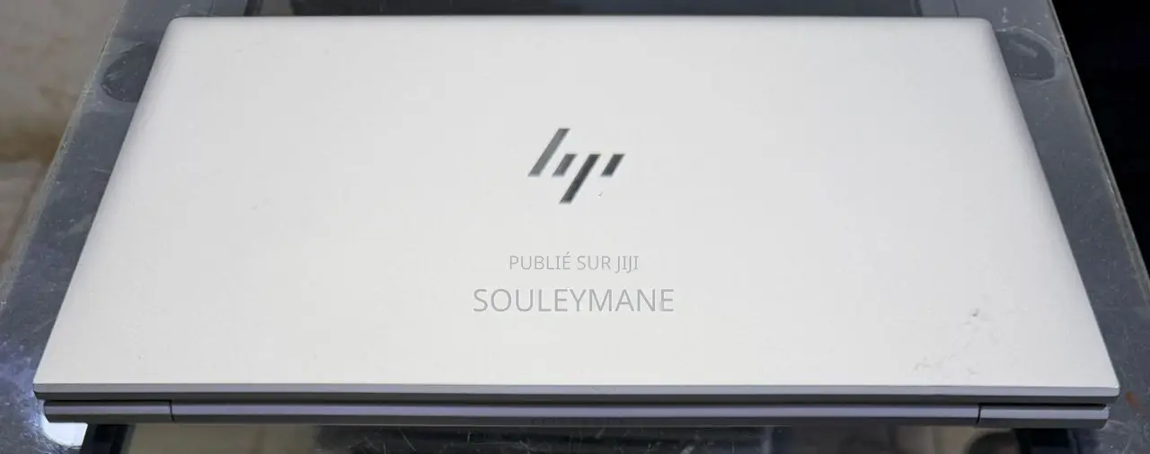 Ordinateur portable HP EliteBook 840 G10 16GB Intel Core i7 SSD 512GB