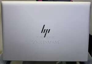 Ordinateur portable HP EliteBook 840 G10 16GB Intel Core i7 SSD 512GB