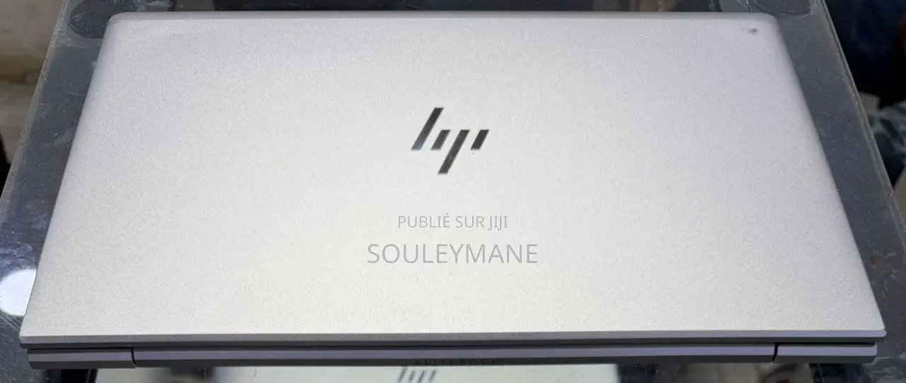 Ordinateur portable HP EliteBook 845 G10 16GB AMD Ryzen 5 SSD 512GB