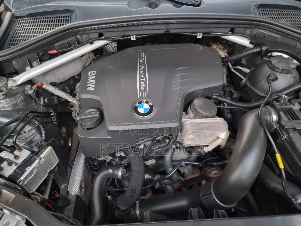 BMW X3 xDrive28i 4dr SUV AWD (2.0L 4cyl Turbo 8A) 2014 Gris