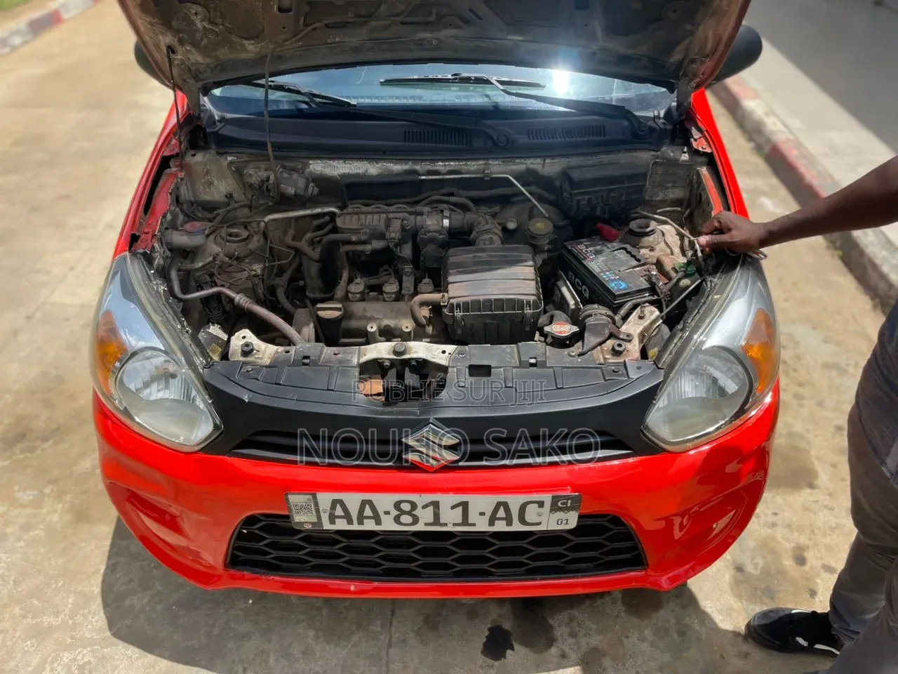 Suzuki Alto 2024 Orange