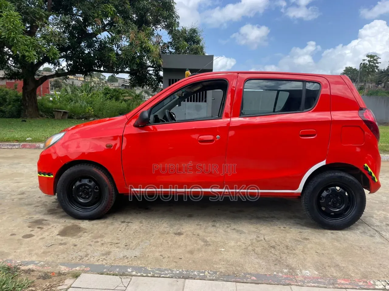 Suzuki Alto 2024 Orange