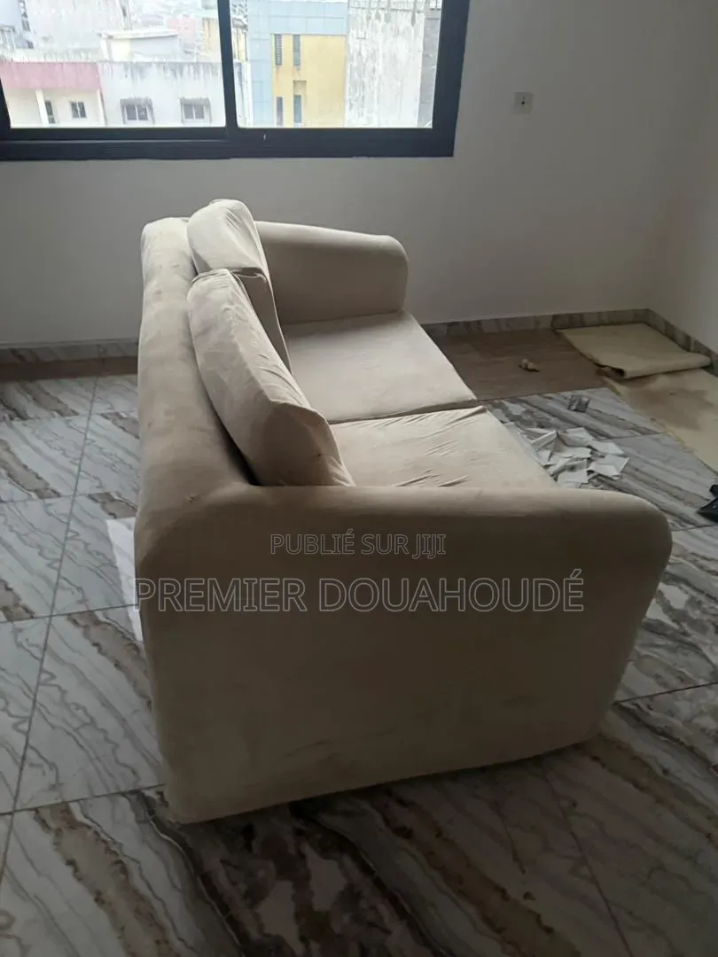 Meuble a Vendre