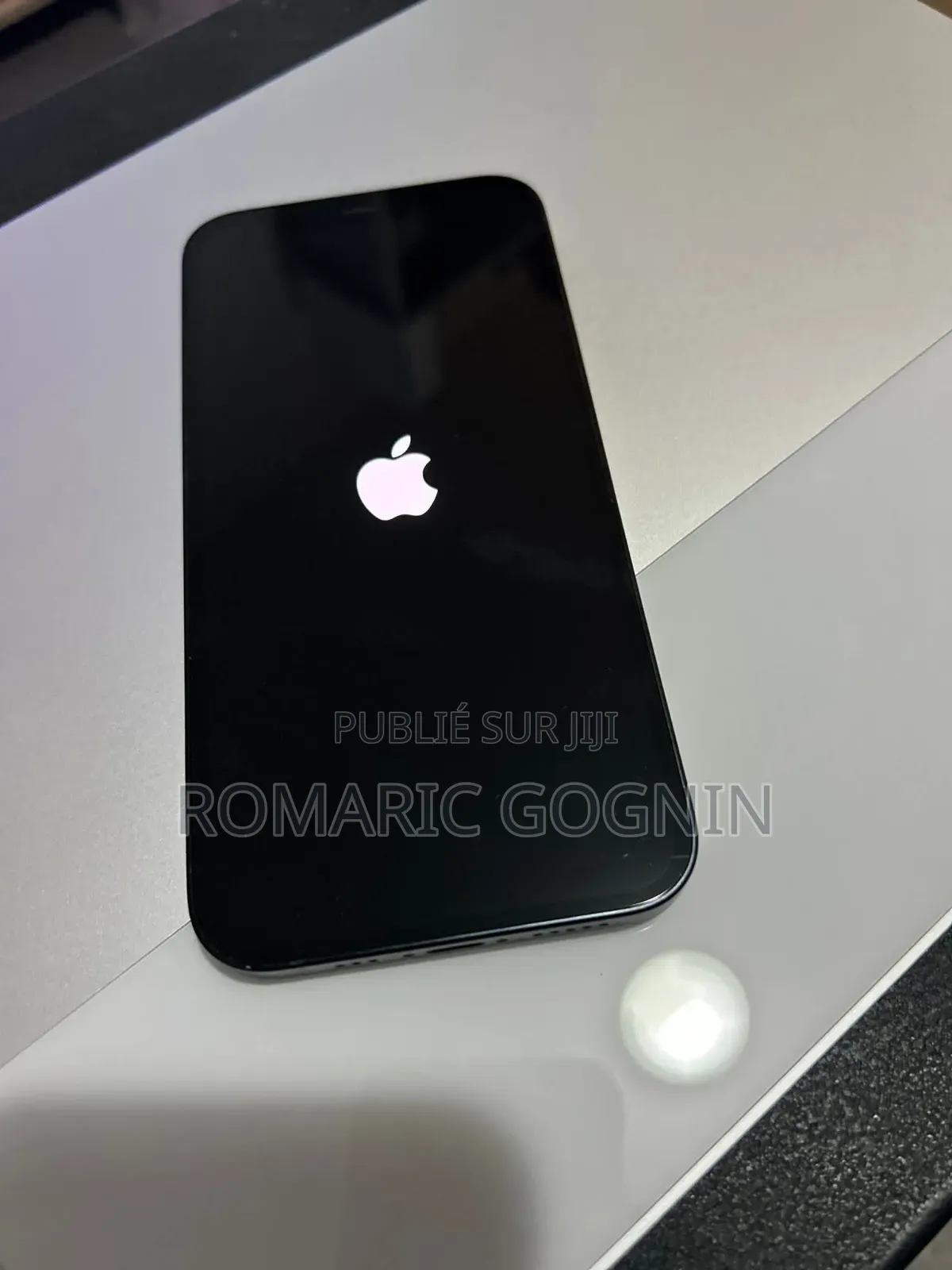 Nouveau Apple iPhone 12 64 GB Autre