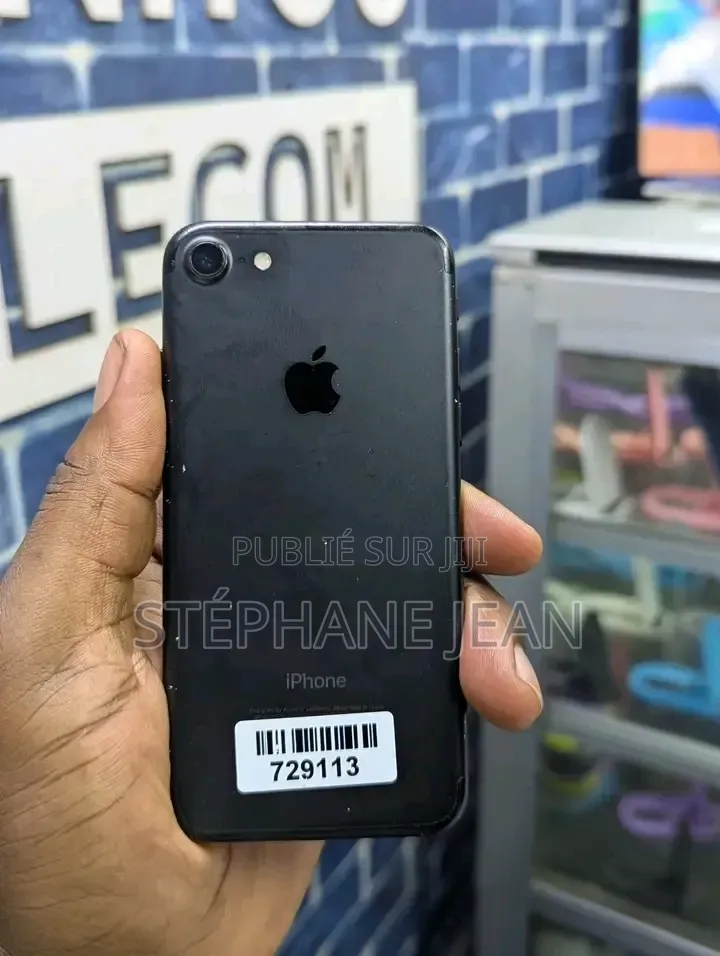 Nouveau Apple iPhone 7 128 GB Noir