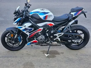 Nouveau BMW S 1000 R 2023 Blanc