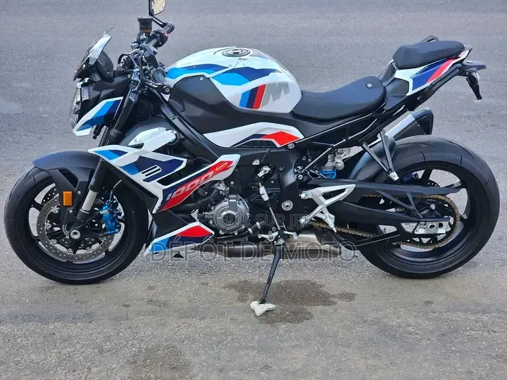 Nouveau BMW S 1000 R 2023 Blanc