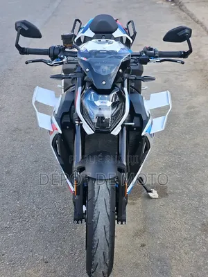 Nouveau BMW S 1000 R 2023 Blanc