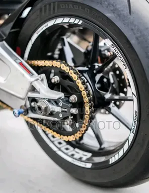 Nouveau BMW S 1000 RR 2023 Blanc