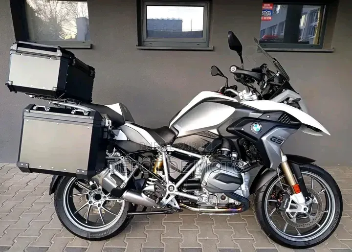 Nouveau BMW K 1200 R 2018 Gris