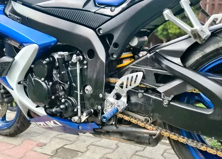 Nouveau BMW Autre 2010 Bleu