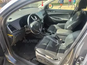Hyundai Tucson SE AWD 2018 Gris